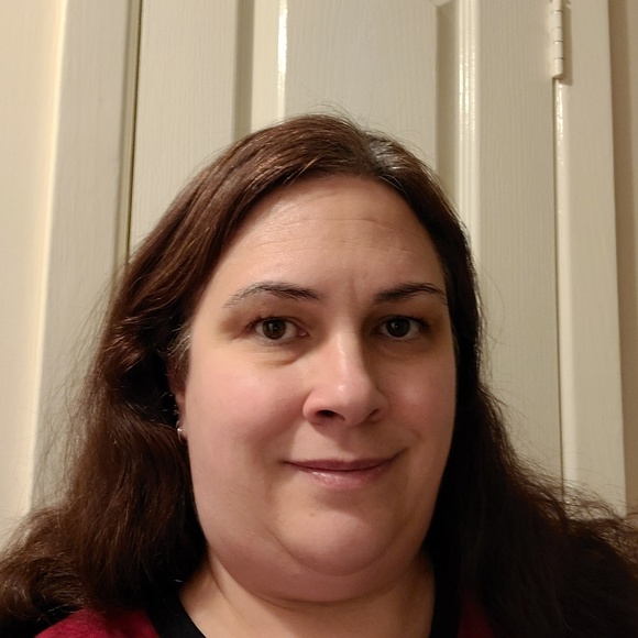 Meet your Posher, Jennifer - Picture 1 of 1